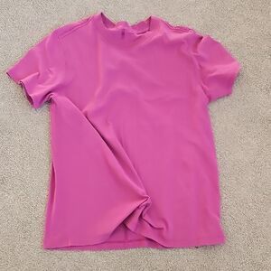 Lululemon All Yours Tee Size 6